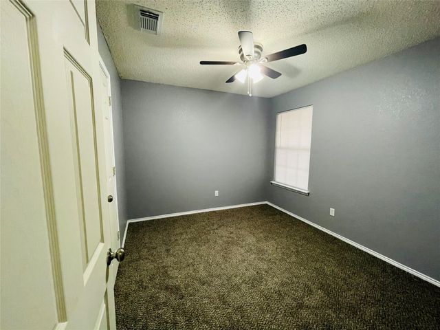 5501 White Dove Drive, Arlington, TX 76017