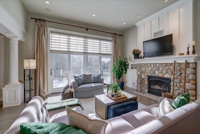 4857 Autumn Leaf Court, Waunakee, WI 53597