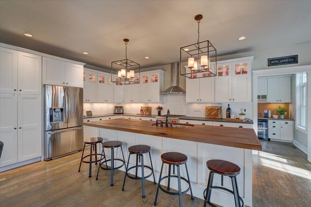 4857 Autumn Leaf Court, Waunakee, WI 53597