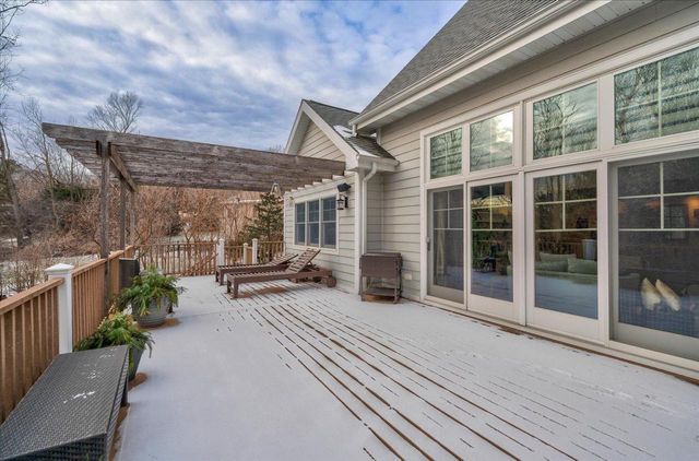 4857 Autumn Leaf Court, Waunakee, WI 53597