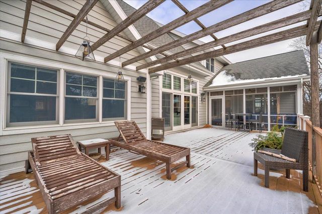 4857 Autumn Leaf Court, Waunakee, WI 53597