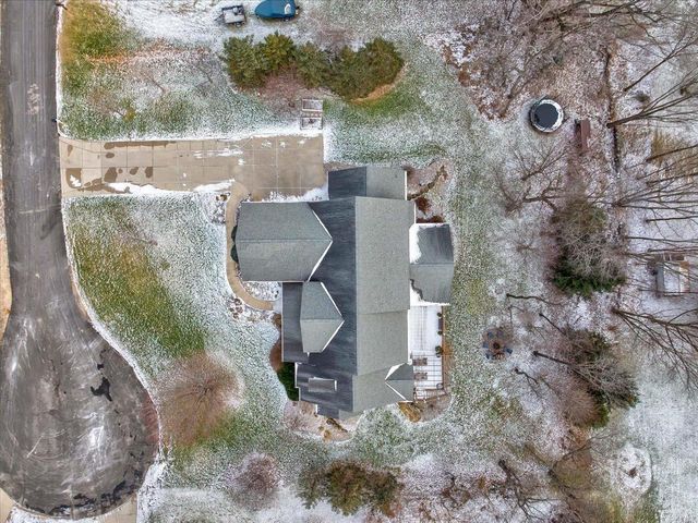 4857 Autumn Leaf Court, Waunakee, WI 53597