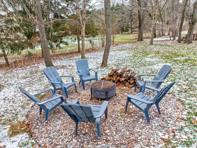 4857 Autumn Leaf Court, Waunakee, WI 53597