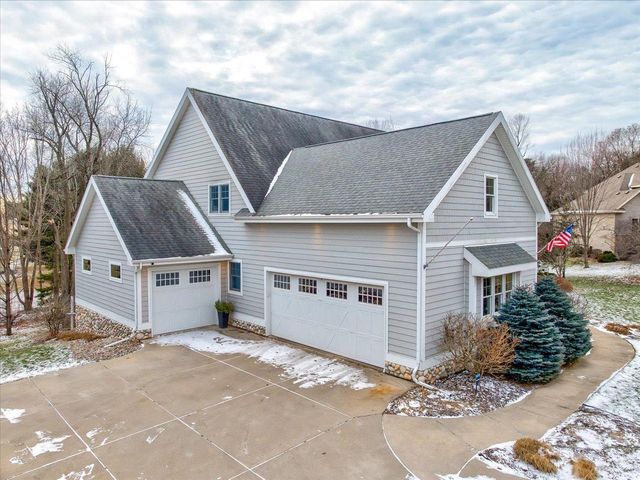 4857 Autumn Leaf Court, Waunakee, WI 53597