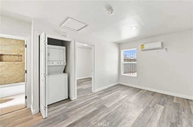 10646 S Wilton Place, Los Angeles, CA 90047