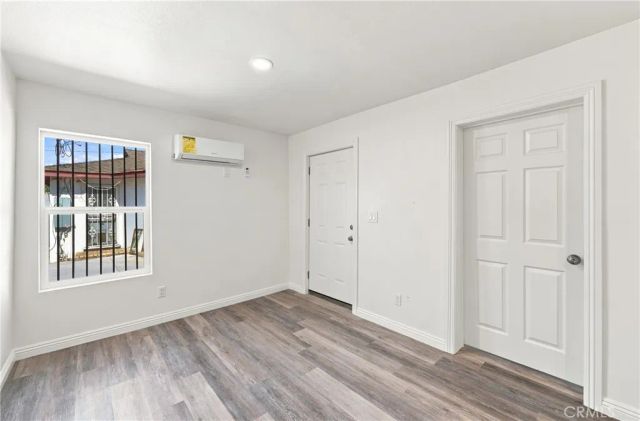 10646 S Wilton Place, Los Angeles, CA 90047