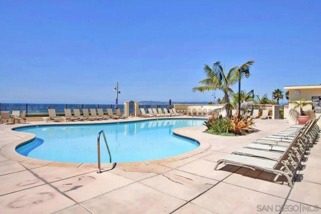 1710 Avenida Del Mundo 1007, Coronado, CA 92118