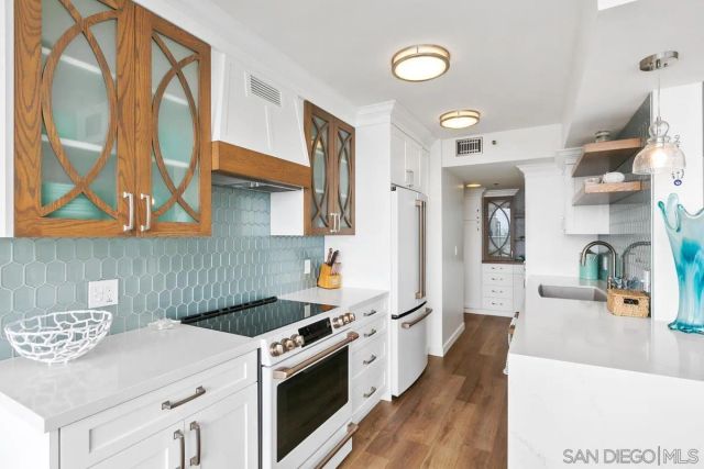1710 Avenida Del Mundo 1007, Coronado, CA 92118