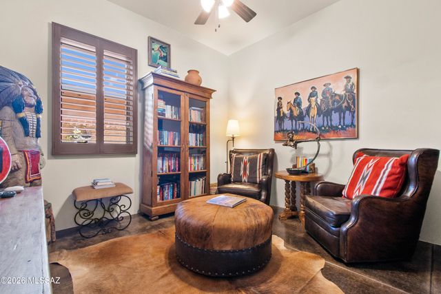 11651 N Adobe Village Place, Marana, AZ 85658
