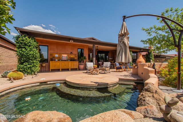 11651 N Adobe Village Place, Marana, AZ 85658