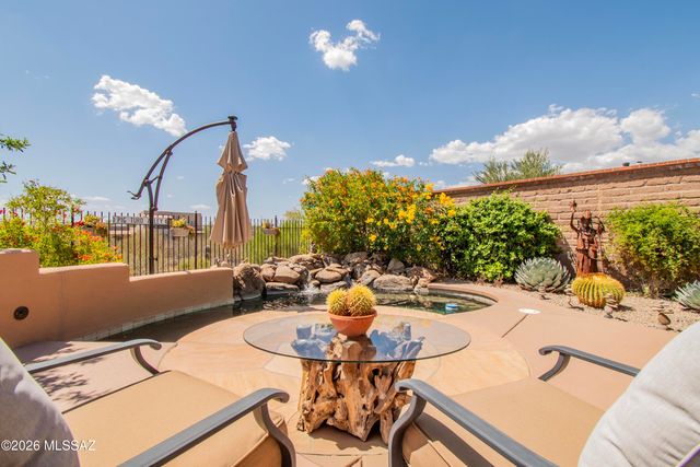 11651 N Adobe Village Place, Marana, AZ 85658