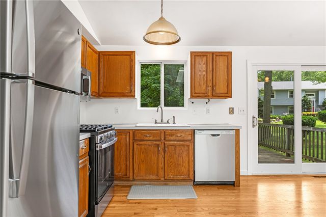 107 Huckleberry Road, North Kingstown, RI 02852