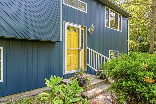107 Huckleberry Road, North Kingstown, RI 02852