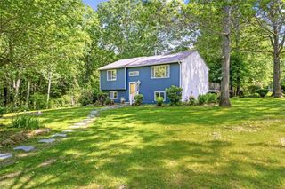 107 Huckleberry Road, North Kingstown, RI 02852