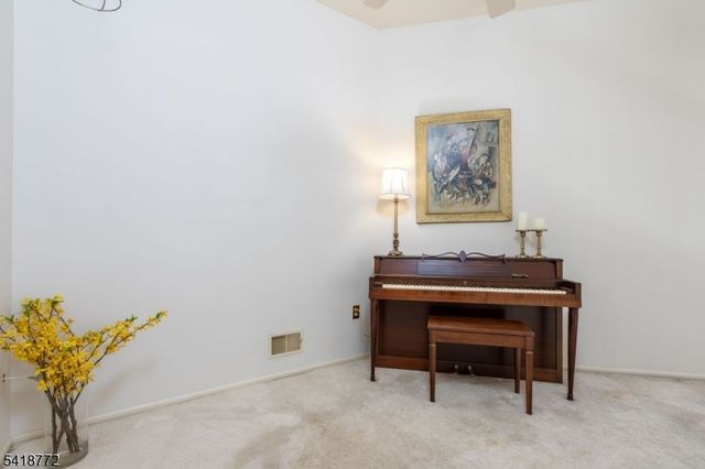 23 Bloomingdale Dr 1C, Hillsborough Twp., NJ 08844