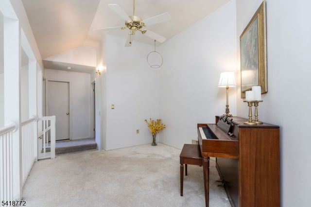 23 Bloomingdale Dr 1C, Hillsborough Twp., NJ 08844