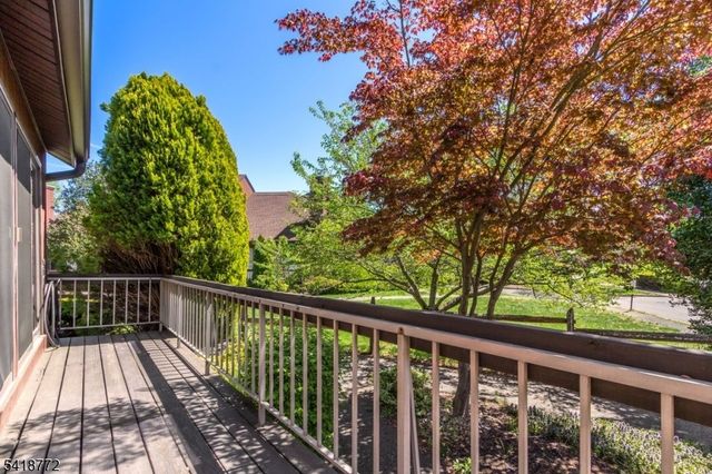 23 Bloomingdale Dr 1C, Hillsborough Twp., NJ 08844