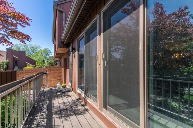 23 Bloomingdale Dr 1C, Hillsborough Twp., NJ 08844