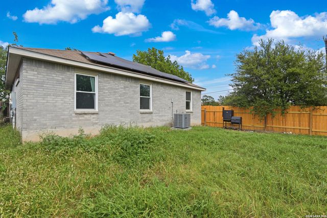 10702 Shaencrossing, San Antonio, TX 78254