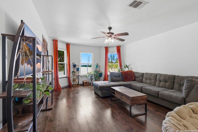 10702 Shaencrossing, San Antonio, TX 78254