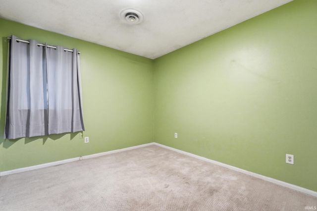 2127 Skyhawk Drive, Fort Wayne, IN 46815