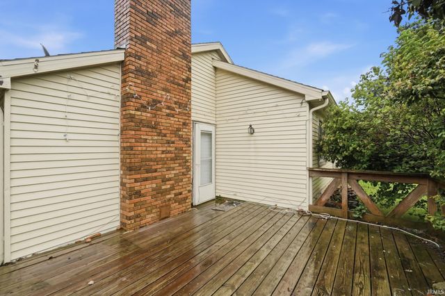 2127 Skyhawk Drive, Fort Wayne, IN 46815
