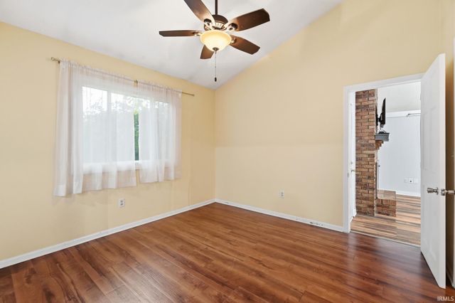2127 Skyhawk Drive, Fort Wayne, IN 46815