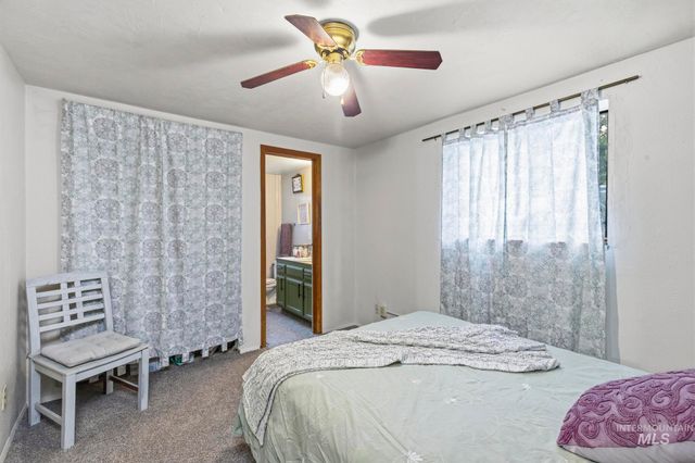 432 E Pine Ave, Meridian, ID 83642
