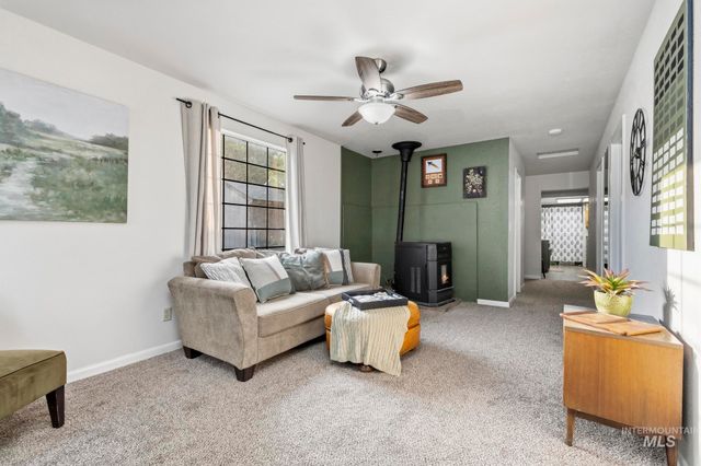 432 E Pine Ave, Meridian, ID 83642