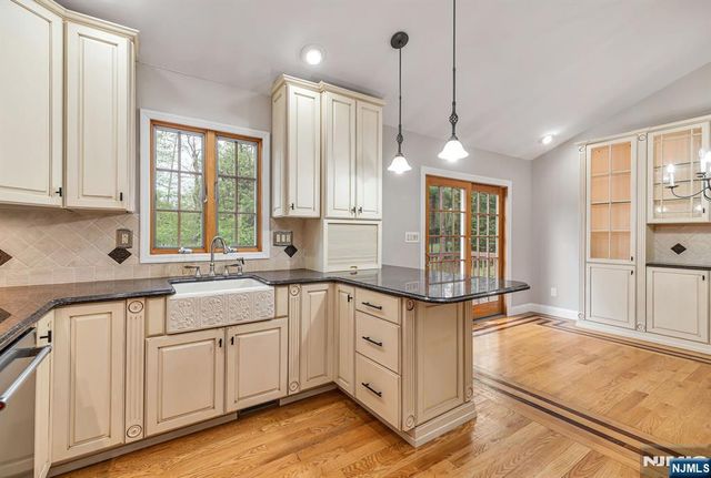 23 Monmouth Avenue, West Milford, NJ 07480