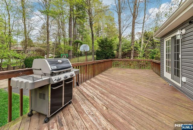 23 Monmouth Avenue, West Milford, NJ 07480