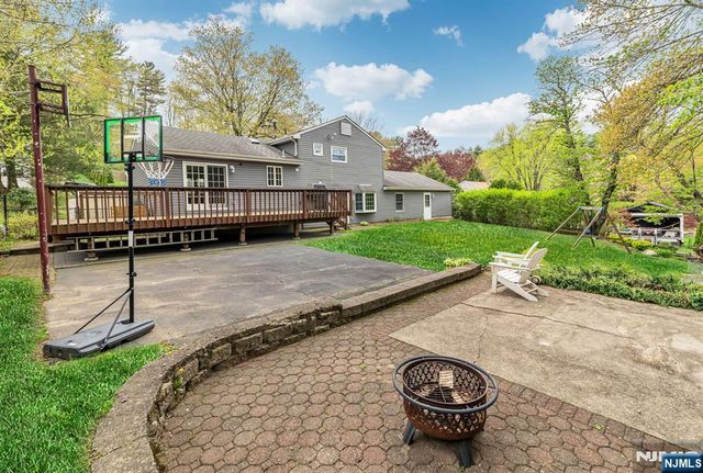 23 Monmouth Avenue, West Milford, NJ 07480