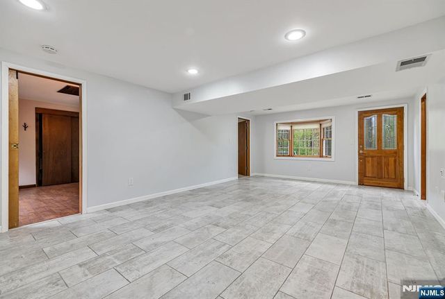 23 Monmouth Avenue, West Milford, NJ 07480