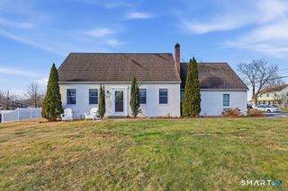 121 Grandview Street, Manchester, CT 06040