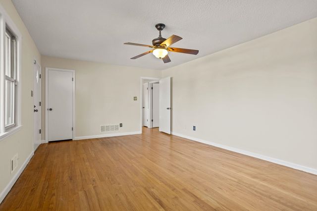 489 Neville Street, Spartanburg, SC 29303