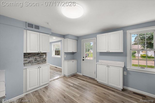3666 Capitol Avenue, Warren, MI 48091