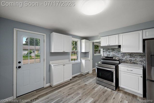 3666 Capitol Avenue, Warren, MI 48091