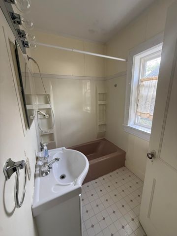 2229 McIlwraith Street, Muskegon Heights City, MI 49444