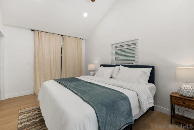 1743 Reed, San Diego, CA 92109