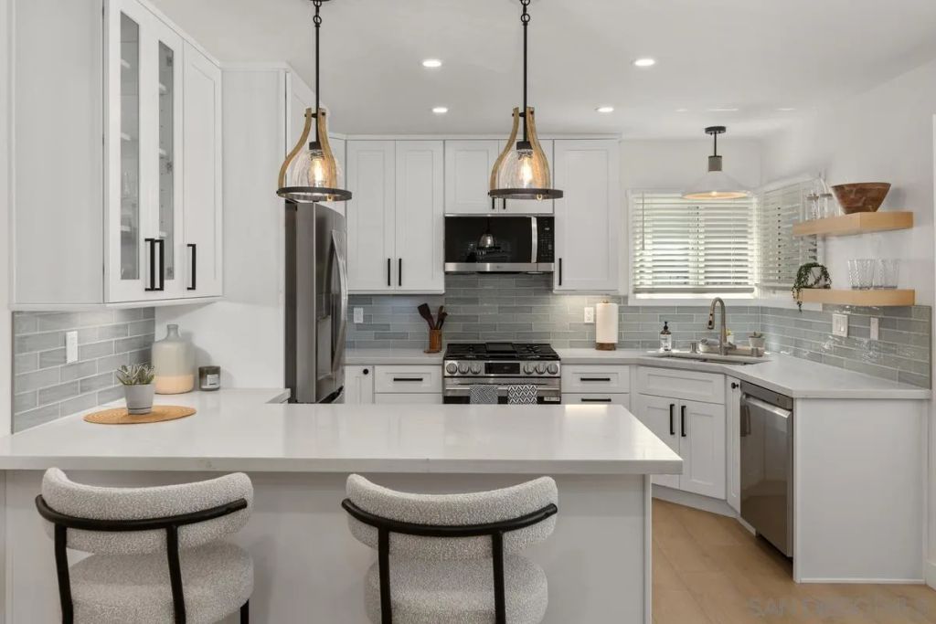 1743 Reed, San Diego, CA 92109