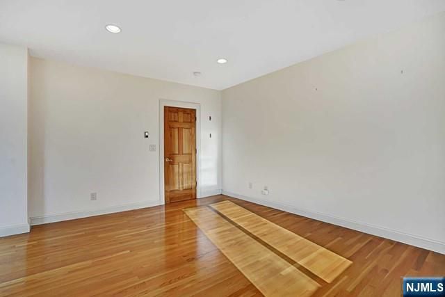 164 Orient Way 2, Rutherford, NJ 07070