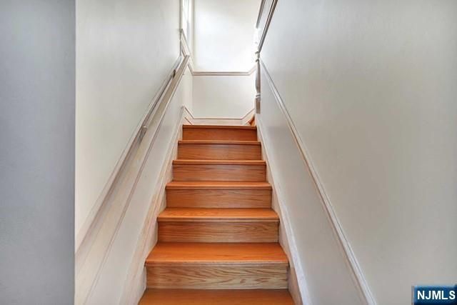 164 Orient Way 2, Rutherford, NJ 07070