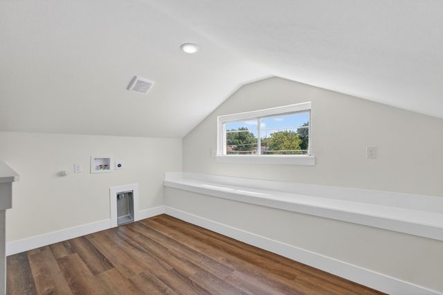 4002 Falls Drive, Dallas, TX 75211