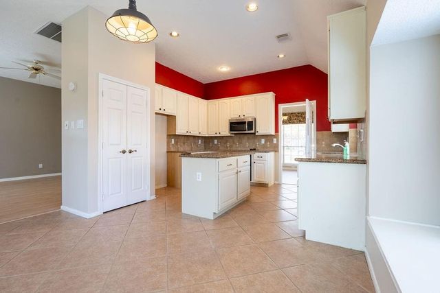 12415 Arrondi Circle, Houston, TX 77065