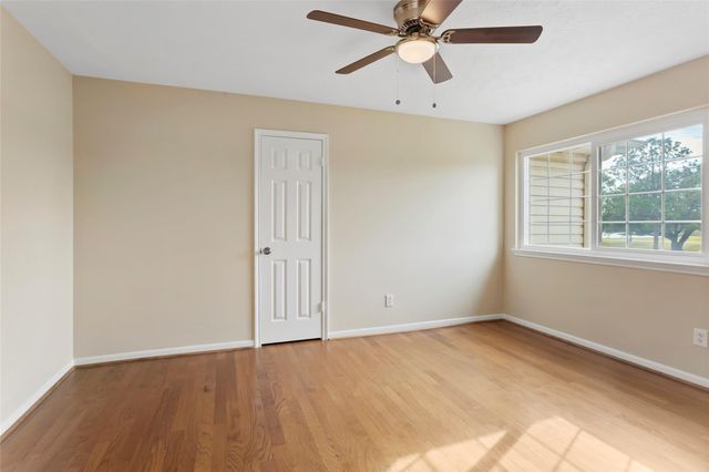 2207 Troon Drive, League City, TX 77573