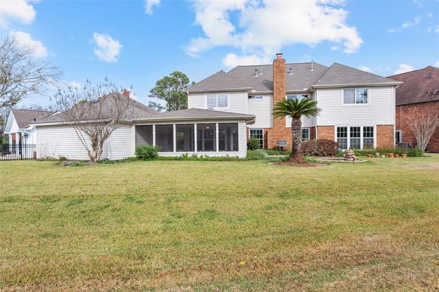 2207 Troon Drive, League City, TX 77573