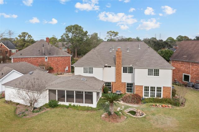 2207 Troon Drive, League City, TX 77573