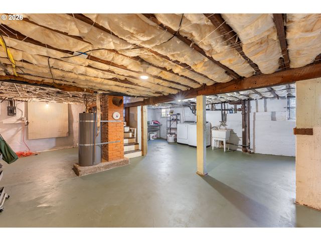 7834 N WABASH Ave, Portland, OR 97217