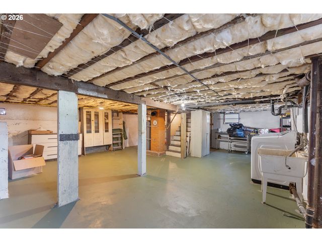 7834 N WABASH Ave, Portland, OR 97217