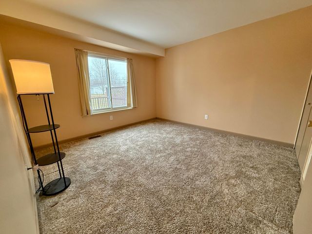 32065 Lakepoint Street, Chesterfield Twp, MI 48047